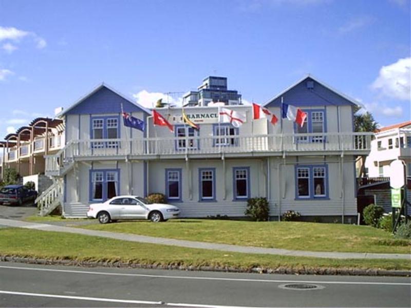 Barnacles Seaside Inn Paraparaumu Εξωτερικό φωτογραφία